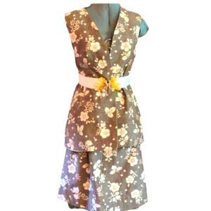 Women's Vintage 2‎ piece  floral print outfit  vest skirt suit